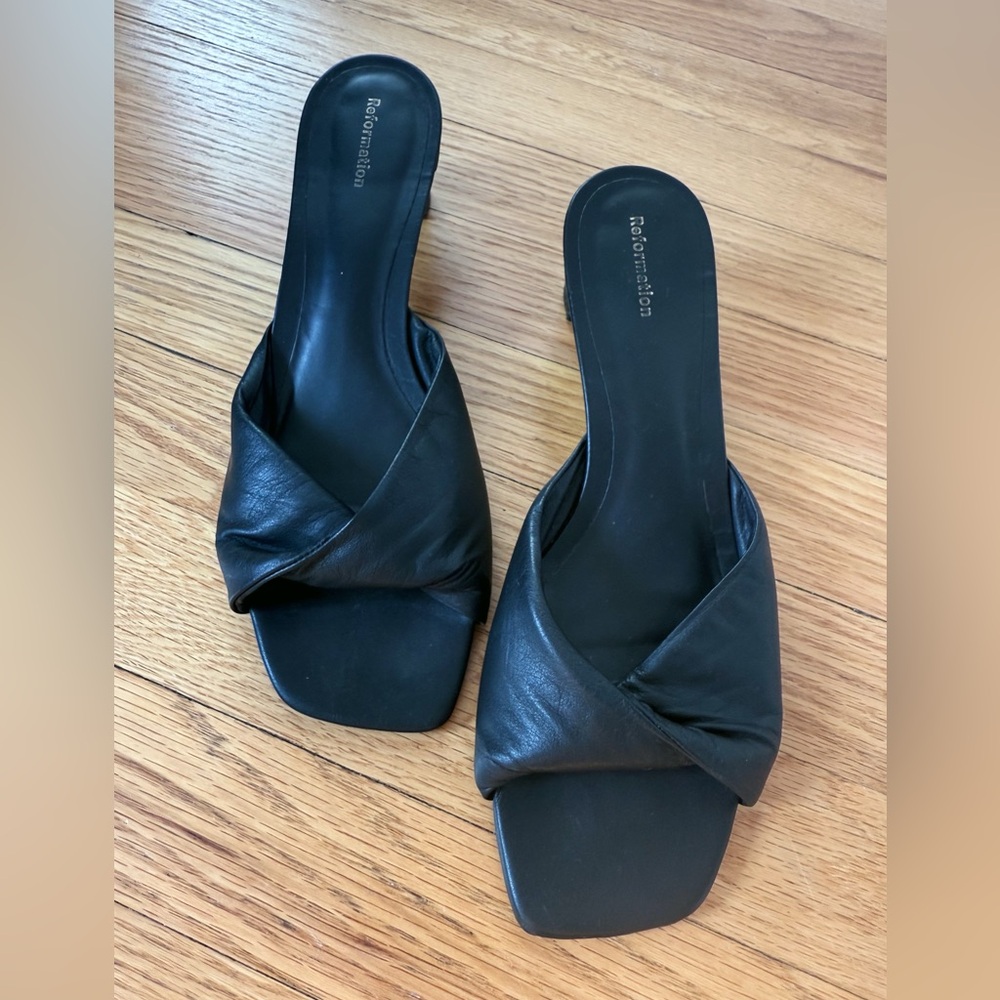 Reformation Senna Twist Block Sandal